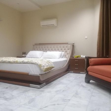 Hotel State Residency Bahawalpur Exterior foto